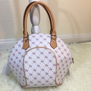Butterfly pattern white handbag.